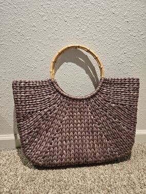 GAP Large Woven Straw Shoulder Bag with Bamboo Handles in Mauve and Tan